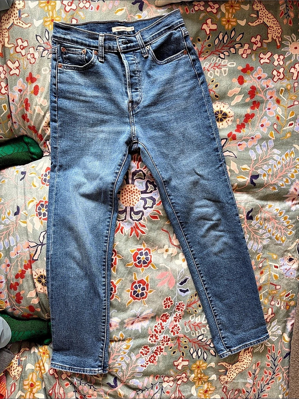 Levi's Wedgie Straight Jeans Straight Leg Blue Waist 28